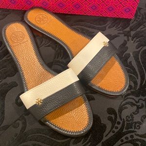 Tory burch ivory/black sandals